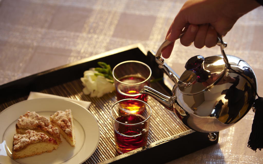 Limneon Resort & Spa Kastoria Exterior foto A pot of tea